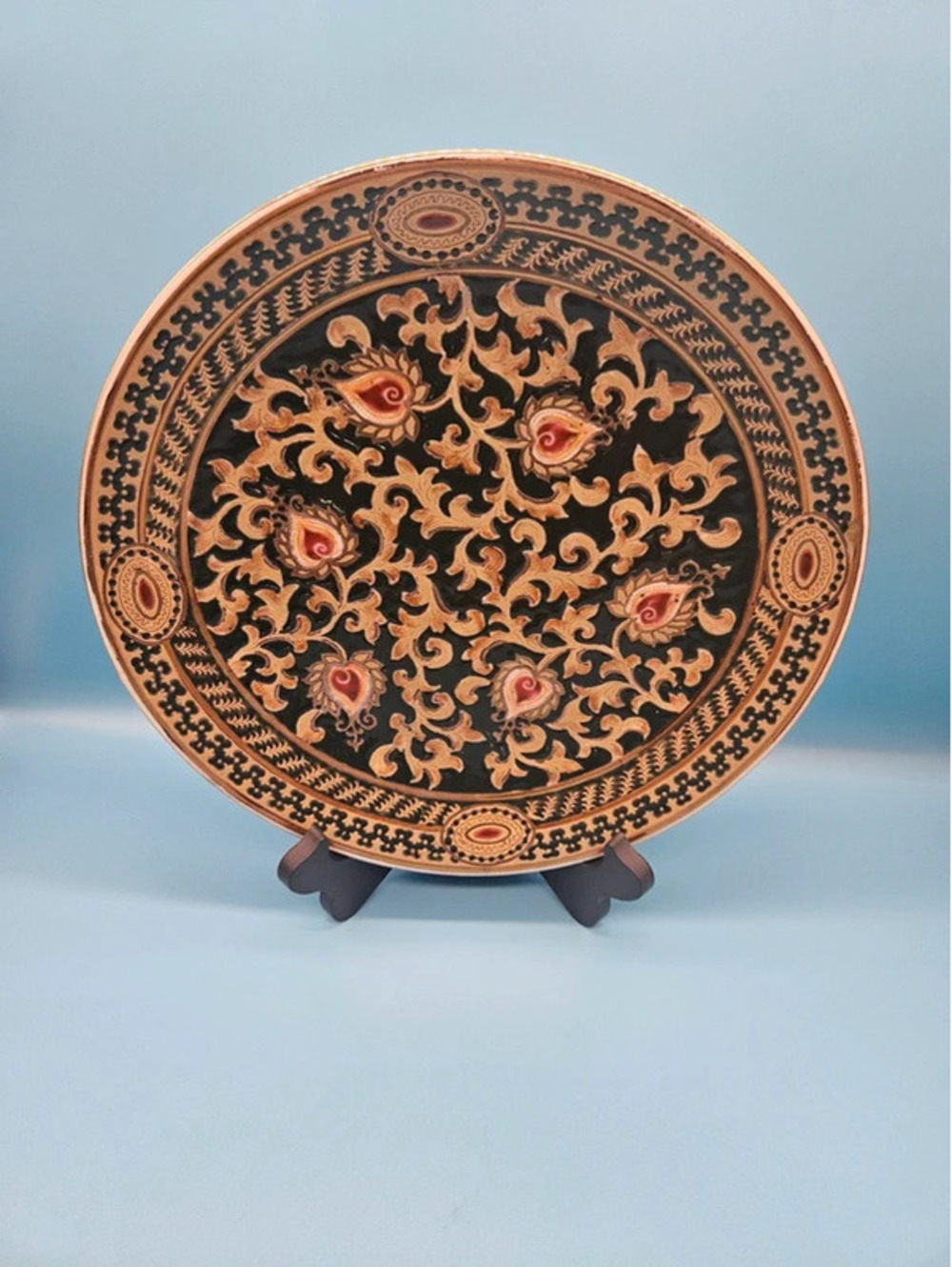 Oriental Accent Decorative Plate – Green & Gold Floral Design